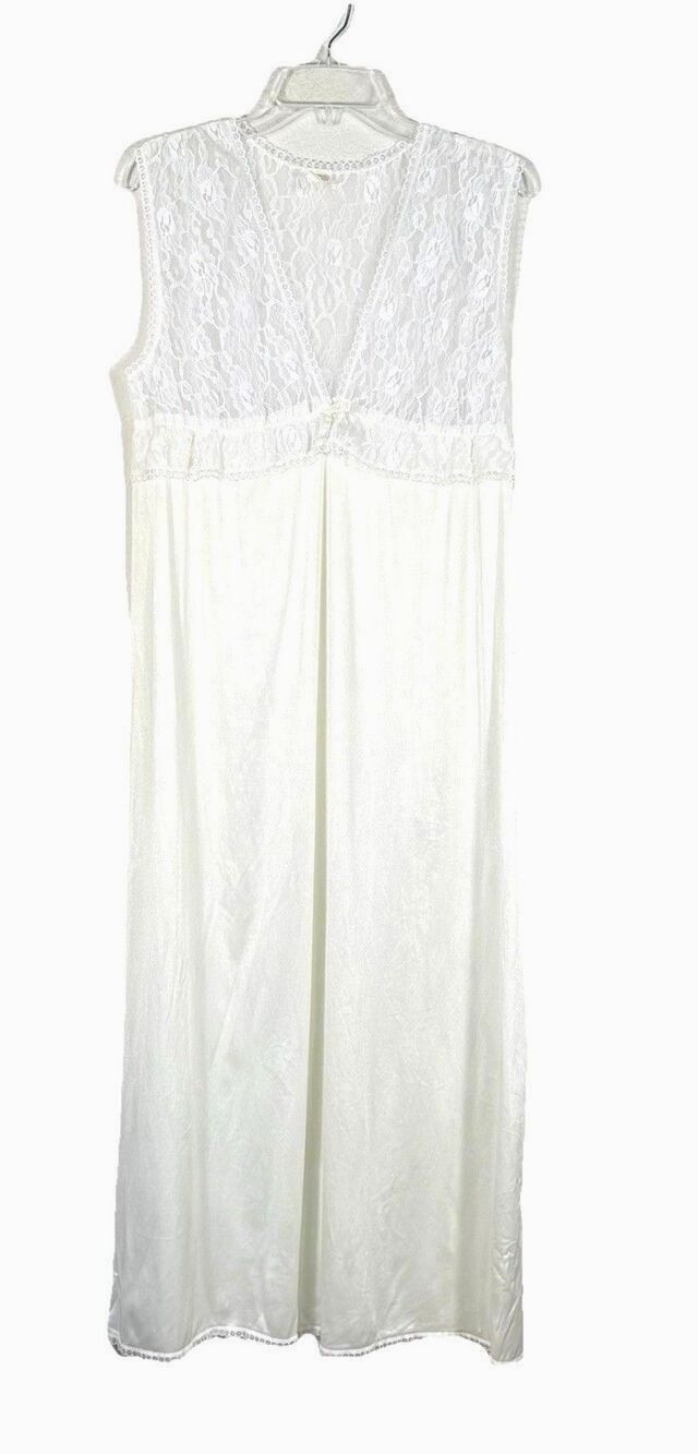 Vintage 80s Sportlite Lace Nylon Nightgown Ivory Maxi M Fairy Bridal USA - Picture 2 of 9